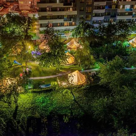 Dragonfly Gardens Urban Glamping Brasov Hotel Exterior photo