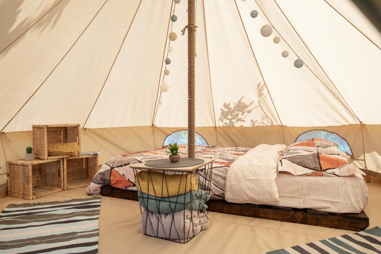 Dragonfly Gardens Urban Glamping Luxury tent Brasov