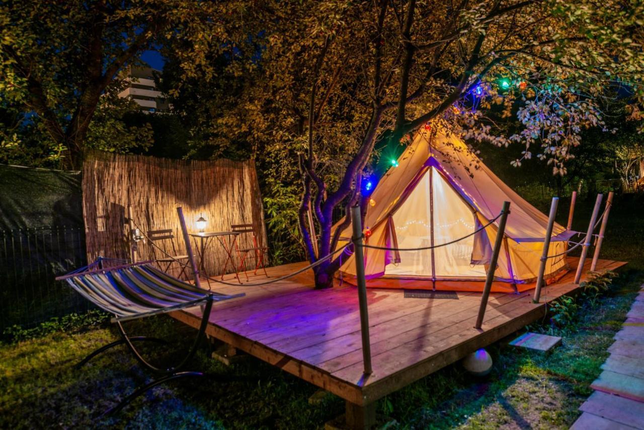Dragonfly Gardens Urban Glamping Luxury tent Brasov