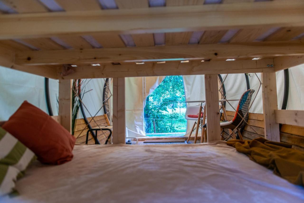 Luxury tent Dragonfly Gardens Urban Glamping